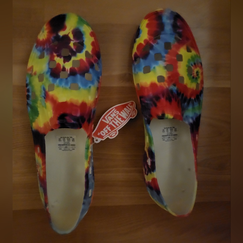 NWT TIE DYE VANS SLIP-ON TRK Unisex (RUBBER) SIZE 10
